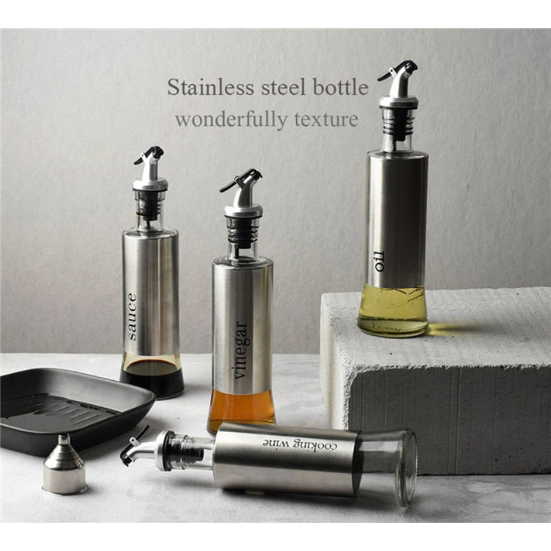 500ml High-Quality Stainless-Steel Covered Smart Glass Oil Bottle – Elegant & Airtight Dispenser