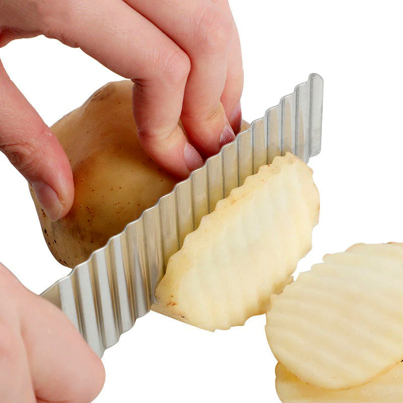 Pack of 4 Stainless Steel Waving Knives – Decorative French Fries Cutter & Vegetable Slicer