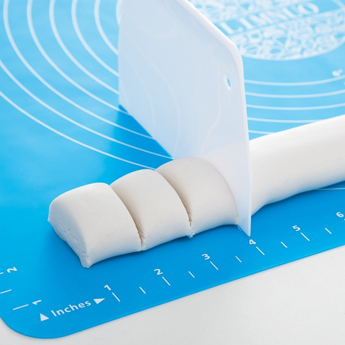 Thick High-Temperature Resistant Silicone Dough Mat
